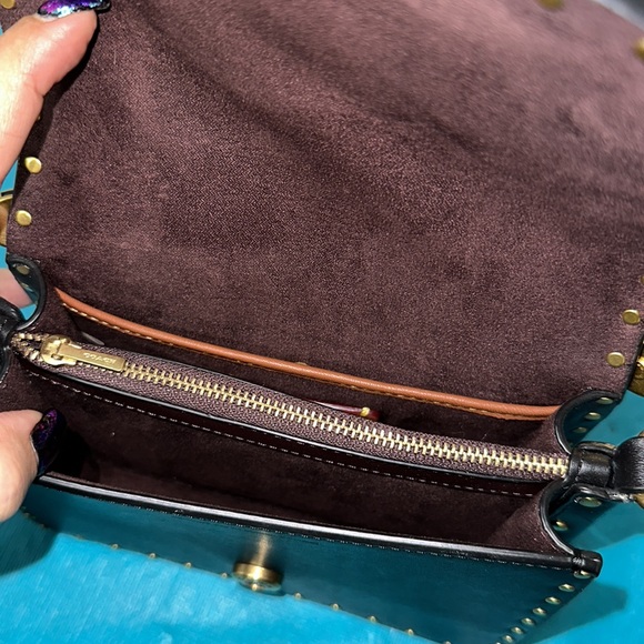 Coach Beat Bag (Glovetanned) - Picture 10 of 15